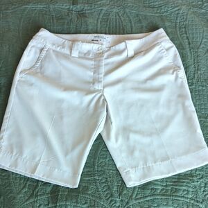 Nike Golf Women's Tour Performance Dri-FIT Shorts Size 10 Cream/Khaki